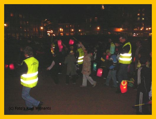 LampionnenoptochtRoel_7nov07_15