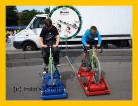 H_DSC00575_AnnaBlamanplein_aug08_feest_Kimm